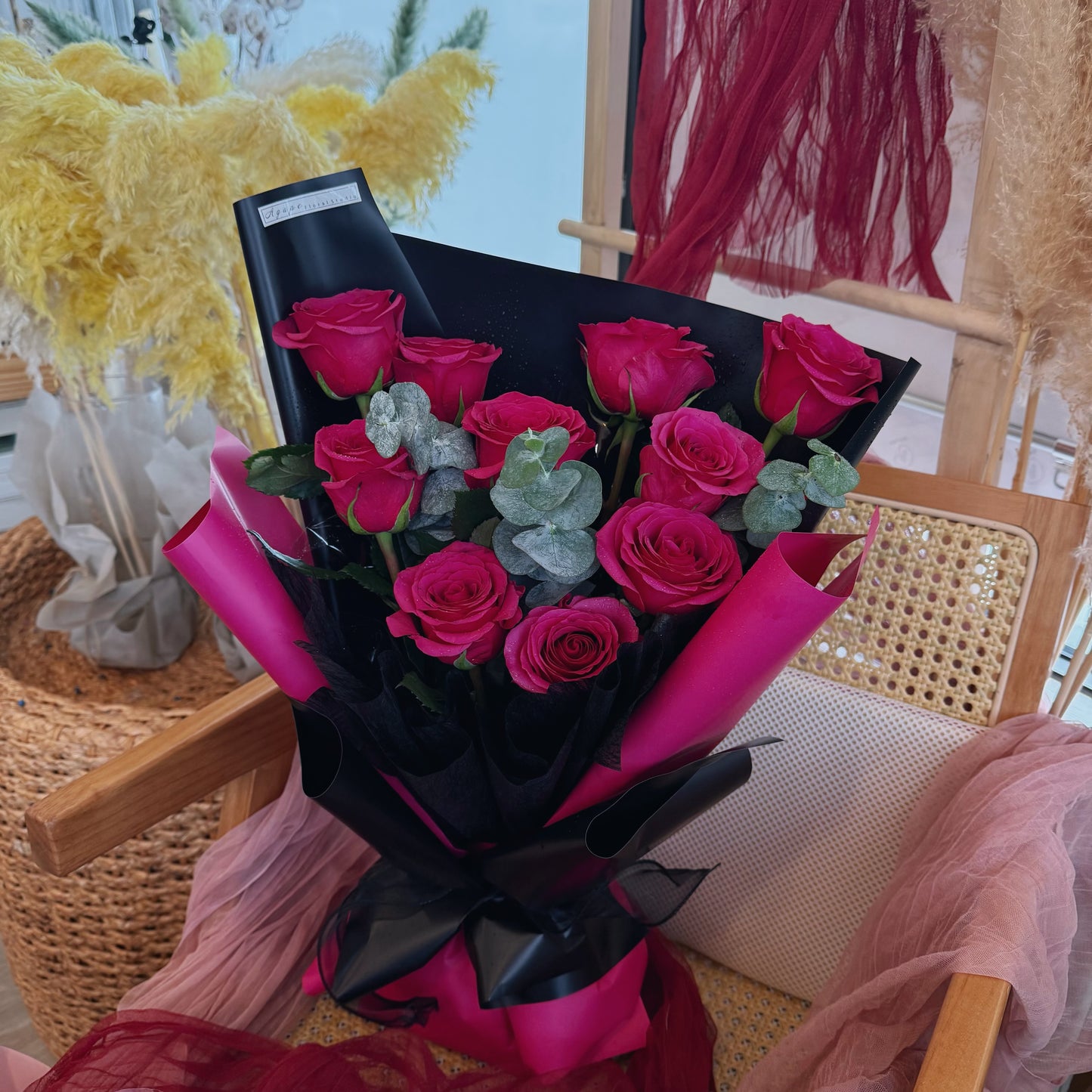Classic Hot Pink Rose Bouquet (VDAY)
