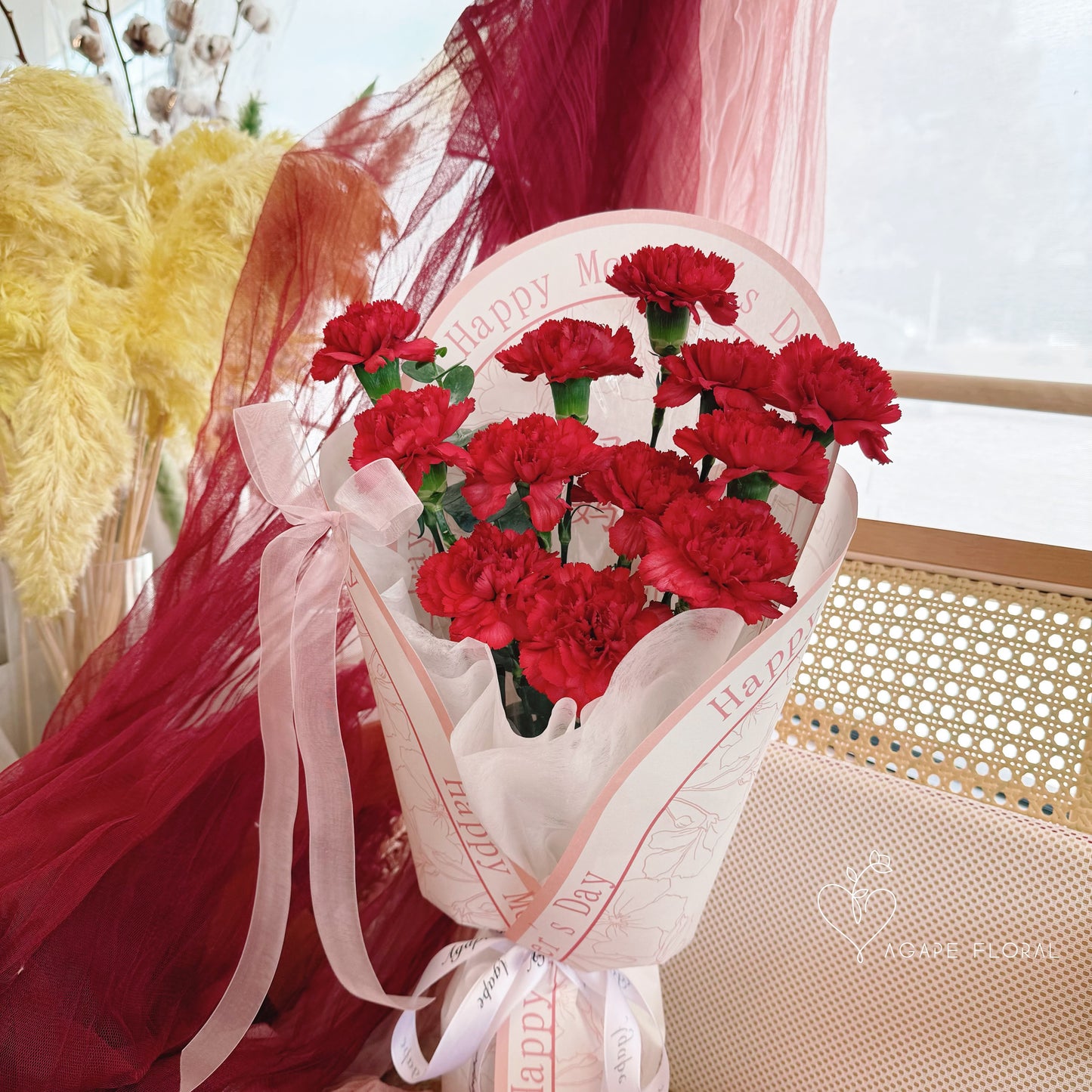 Happy Mother's Day (媽媽,愛你) Carnation Bouquet