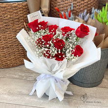 Load image into Gallery viewer, Snowy Red Rose Bouquet