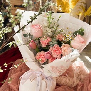 Light Tone Floral Mom Bouquet