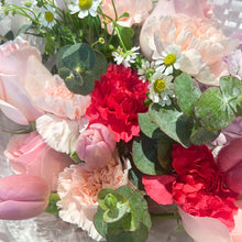 Load image into Gallery viewer, Light Tone Floral Mom Bouquet