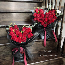 Load image into Gallery viewer, I Love U Bouquet