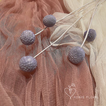 Load image into Gallery viewer, Lilac Billy Buttons