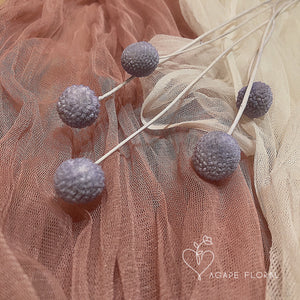 Lilac Billy Buttons